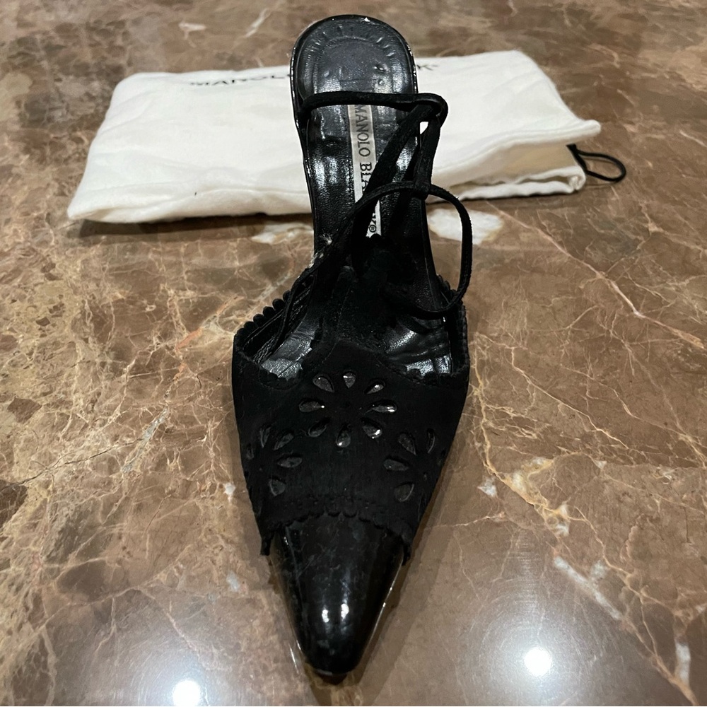Manolo Blahnik Black Suede Pumps with T-strap and Floral Embellishment - Picture 9 of 13